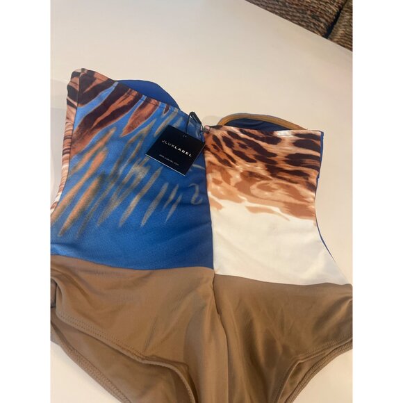 JLux Label Tropical One-Piece Swimsuit With Plunge Neckline NWT - Picture 8 of 9